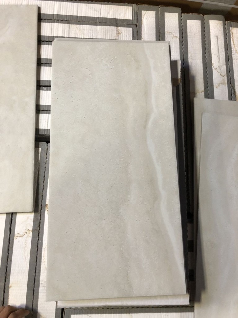 Alabastrino White tile