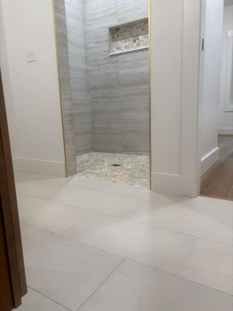 Customer photos - Modern Shower